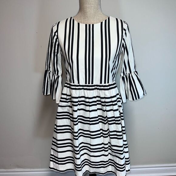 Alice + Olivia Augusta Striped Ruffle Sleeve Dress Womens Sz 2 - Picture 3 of 8